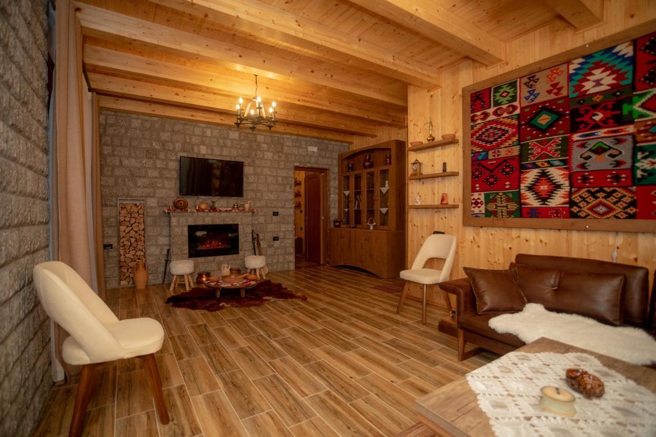 Old House Hotel