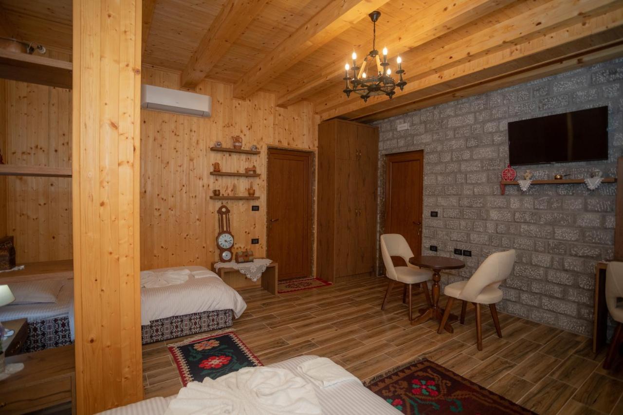 Old House 3*
