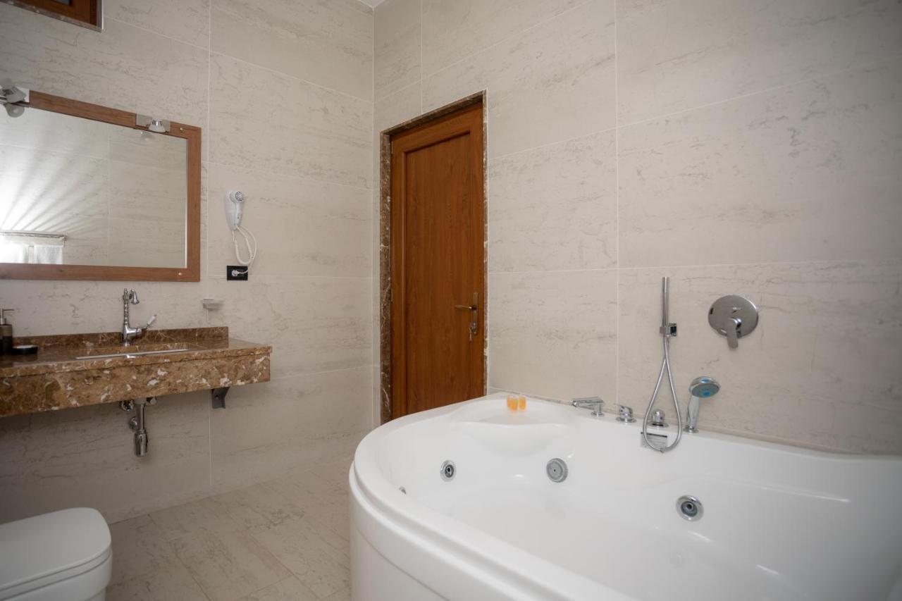 Old House 3*