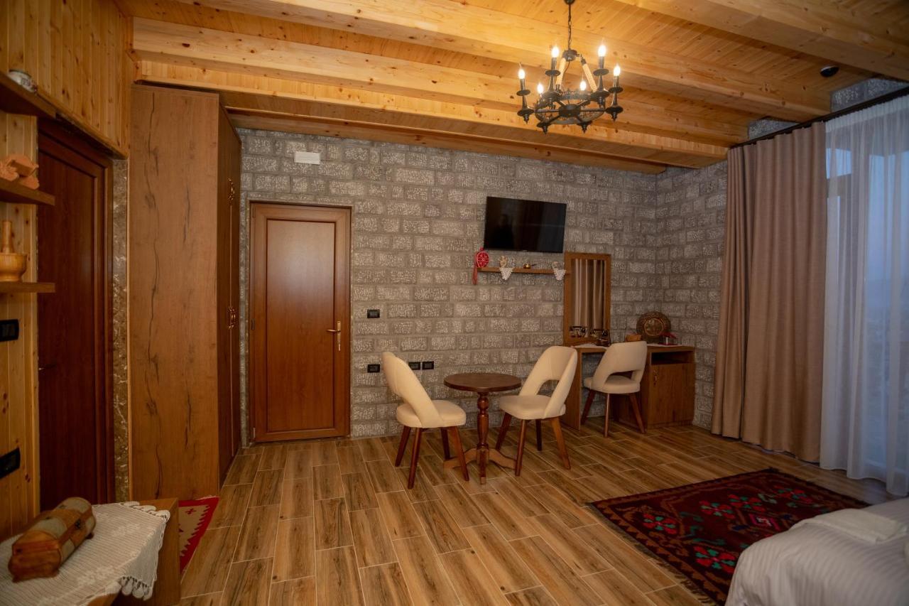 Old House 3* Canaj